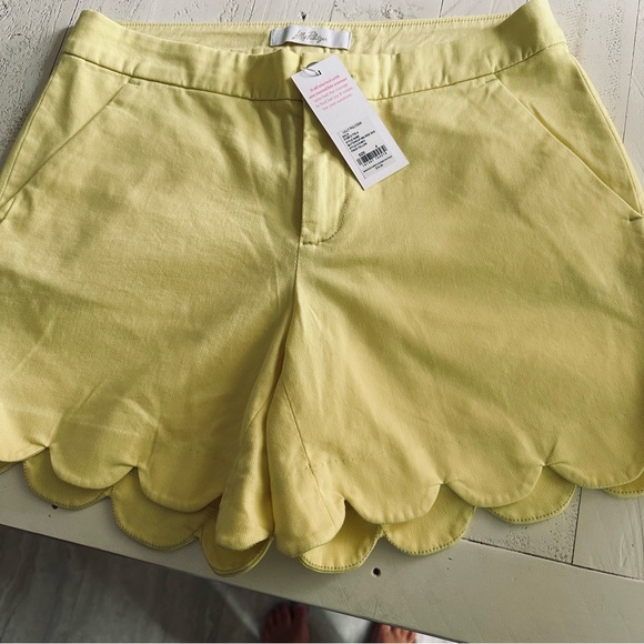 Lilly Pulitzer Pants - New Lilly Pulitzer Buttercup Mid Rise Scalloped Shorts
